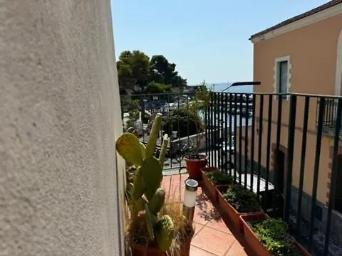 Swim Apartment Fronte Mare Katania